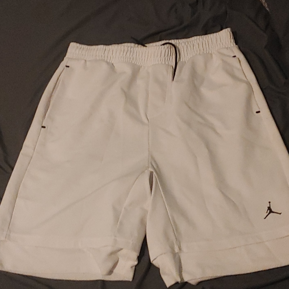 Large Jordan basketball shorts